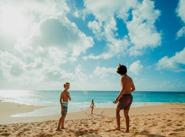 Tips Jika Ingin Bepergian ke Pantai di Masa Pandemi