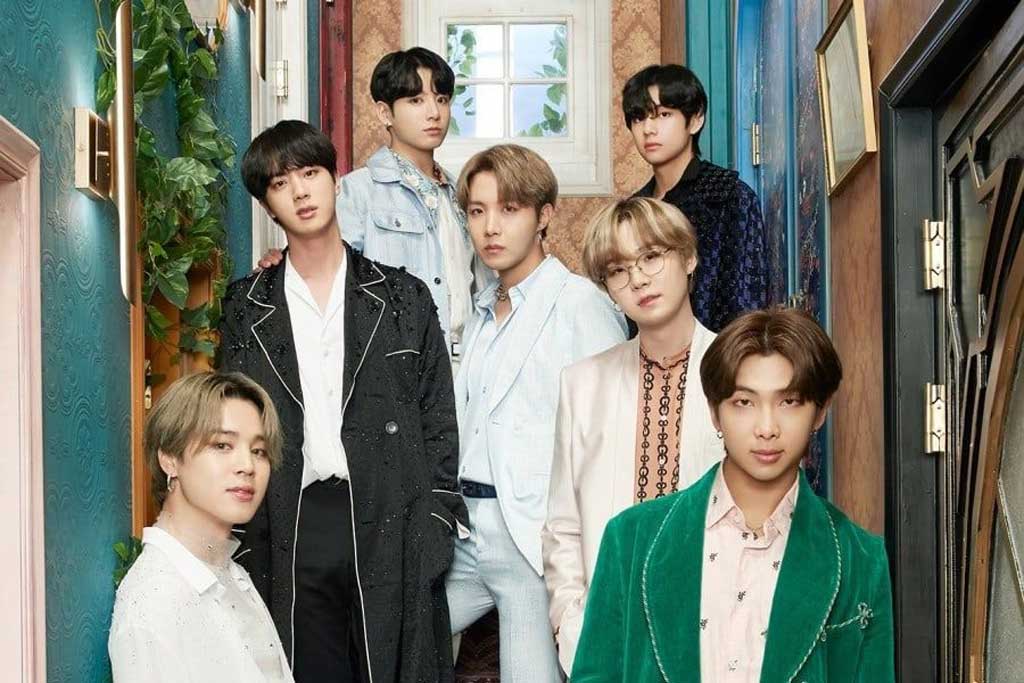 BTS Berada di Puncak iTunes Lewat Lagu Stay Gold - Medcom.id