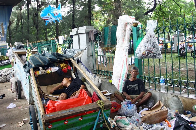 Kemiskinan Ekstrim Masih Tinggi di Perkotaan, Di Surabara Tercatat 23.532 Orang