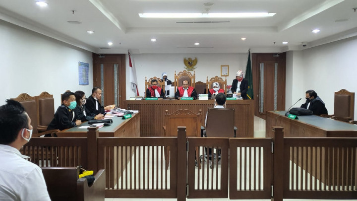 Penyiram Anjing dengan Soda Api Divonis 6 Bulan