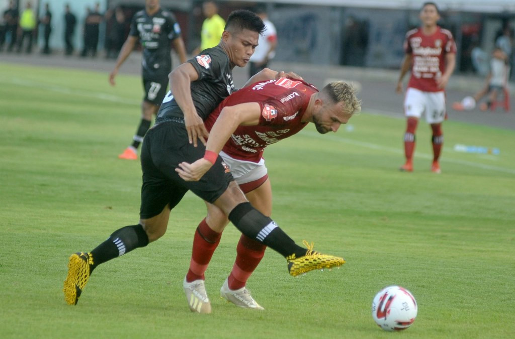 Suasana pertandingan Liga 1 Indonesia. (Foto: Antara/Fikri Yusuf)