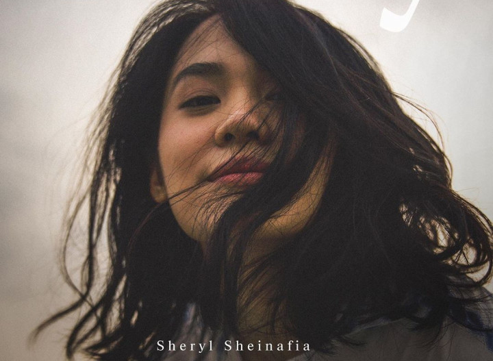 Curahan Hati Sheryl Sheinafia dalam Singel Okay
