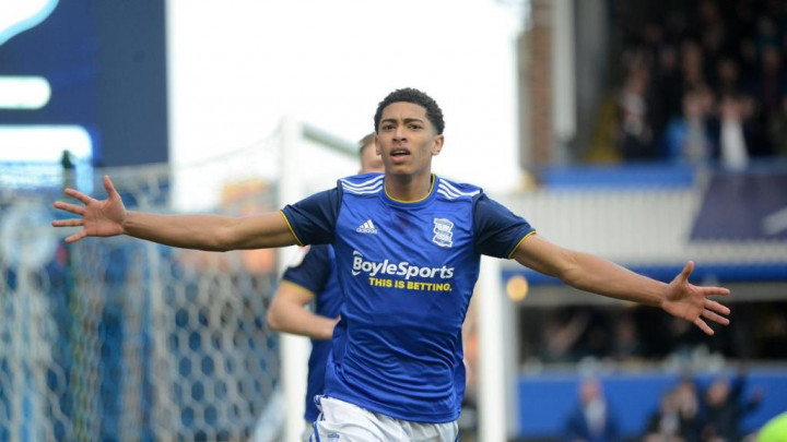 Borussia Dortmund Saingi Manchester United untuk Dapatkan Wonderkid Inggris