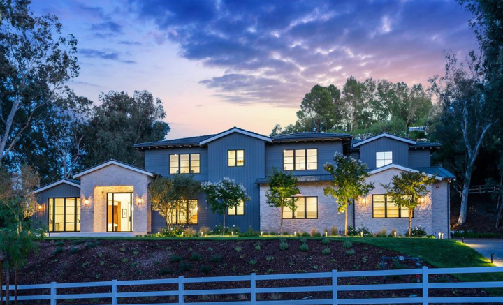 Juri America's Got Talent Jual Rumah Rp150 Miliar