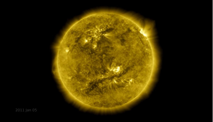 Video Ini Tunjukkan Wujud Matahari Selama 10 Tahun