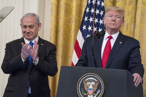 Presiden AS Donald Trump (kanan) dan Perdana Menteri Israel Benjamin Netanyahu (kiri). (Foto: AFP).