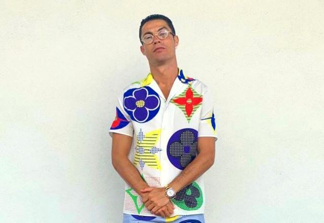 Christiano Ronaldo Tampil ‘Ramai’ dengan Louis Vuitton