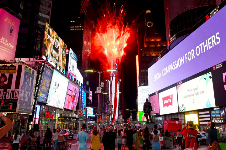 Kemeriahan Pesta Kembang Api Sambut Kemerdekaan AS