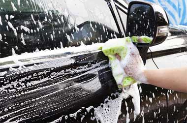 Pahami Kesalahan-Kesalahan saat Mencuci Mobil