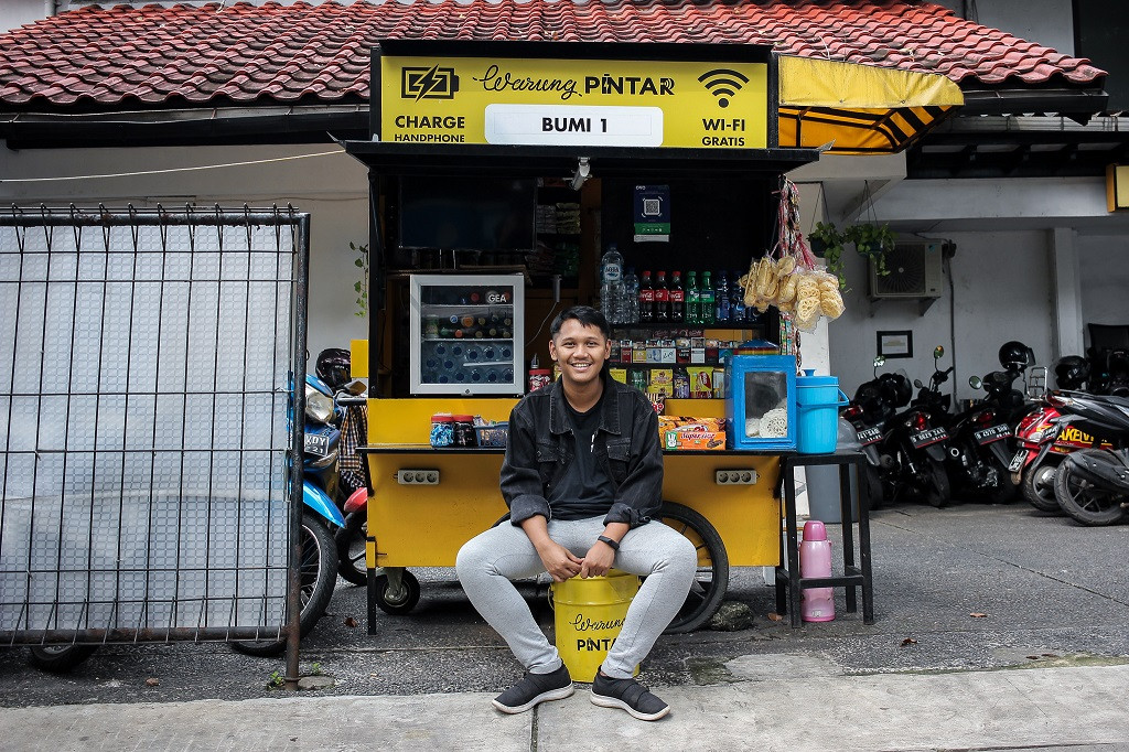 Ambisi Mendorong Transformasi Digital Warung