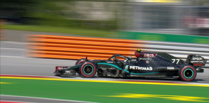 Kualifikasi F1GP Austria: Mercedes Start Terdepan