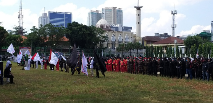 Massa Aksi Ganyang Komunis Tuntut Keadilan