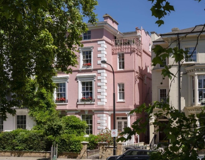 Rumah Ini Jadi Inspirasi Novel 101 Dalmatians