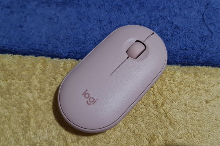 Logitech Pebble M350, Si Senyap Nirkabel Berdesain Unik