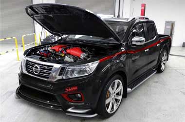 Begini Jadinya jika Navara Pakai Mesin Supercar