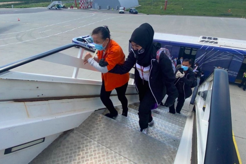 Tersangka kasus pembobolan Bank BNI, Maria Pauline Lumowa, berhasil diekstradisi dari Serbia ke pemerintah Indonesia setelah 17 tahun buron. DOK Kemenkumham