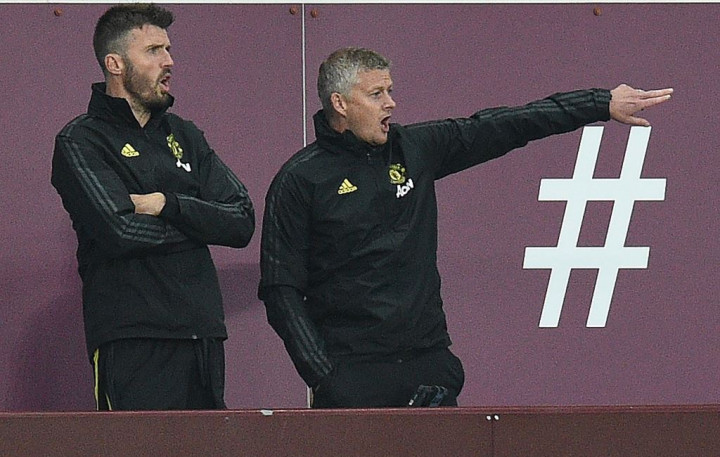 Solskjaer Pede MU Bisa Raih Gelar