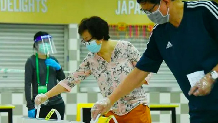 Petugas Pemilu Singapura Dituduh Arahkan Warga Pilih Kandidat Tertentu