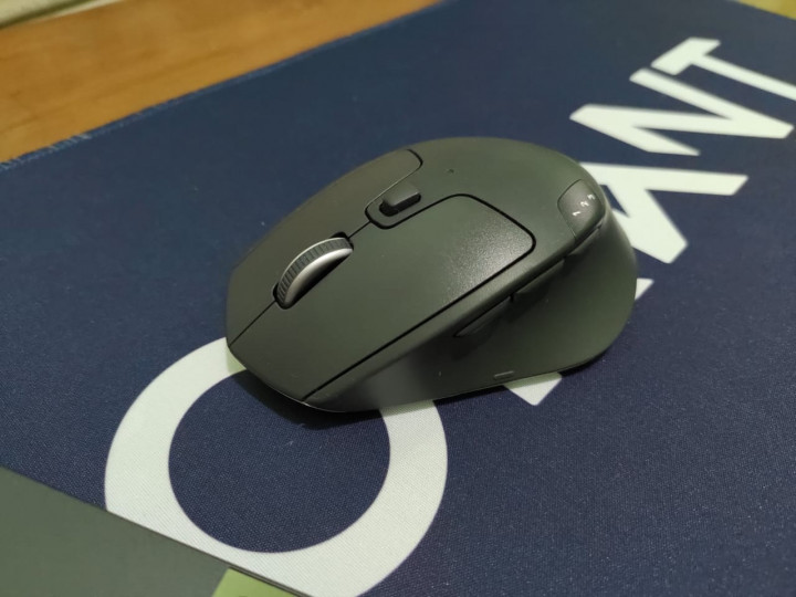 Logitech M720 Triathlon, Jagokan Fitur Scroller dan Multi-Device