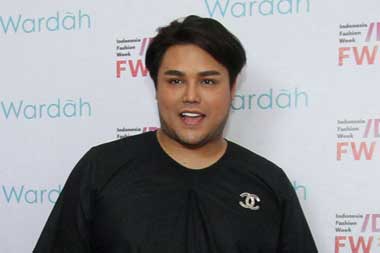 Ayah Ivan Gunawan Meninggal Dunia