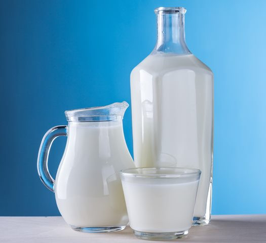 Memberikan Susu Kambing pada Anak? Perhatikan Hal Ini