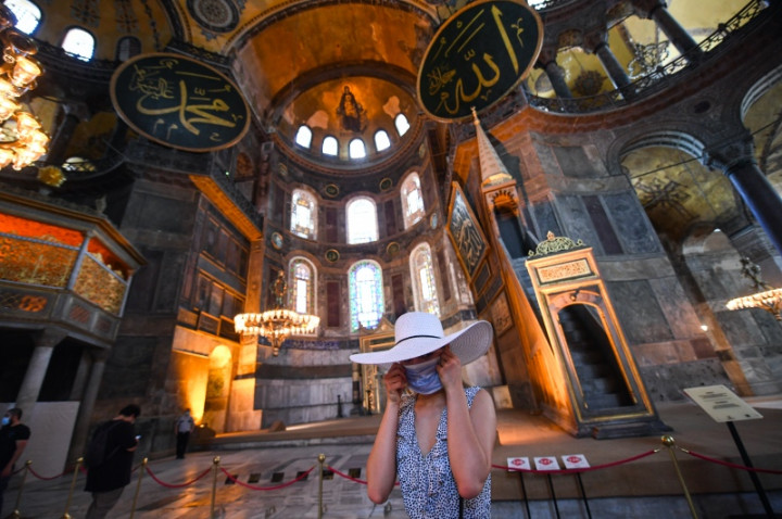 Mosaik Hagia Sophia akan Ditutup Selama Waktu Salat