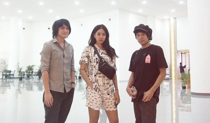 Vierratale Kembali dari Vakum lewat Lagu Yang Ku Mau