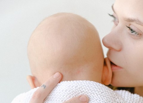 Cara Mengatasi Nyeri Punggung ketika Menyusui