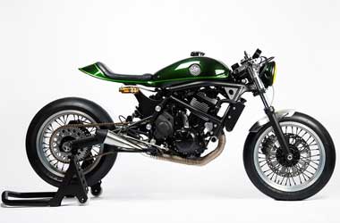 Modifikasi Kawasaki Vulcan S Bergenre Cafer Racer