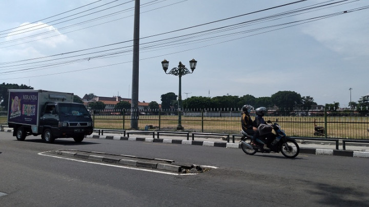 Warga Harus Izin Keraton Yogyakarta untuk Akses Alun-alun