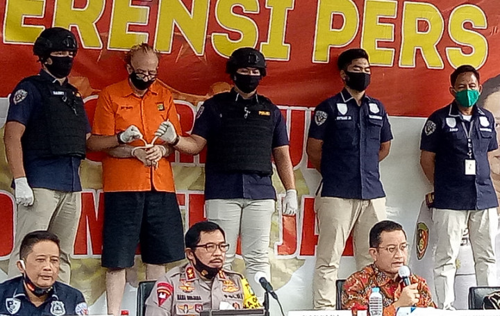 Keluarga Minta Jenazah Predator 305 Anak Dikirim ke Prancis