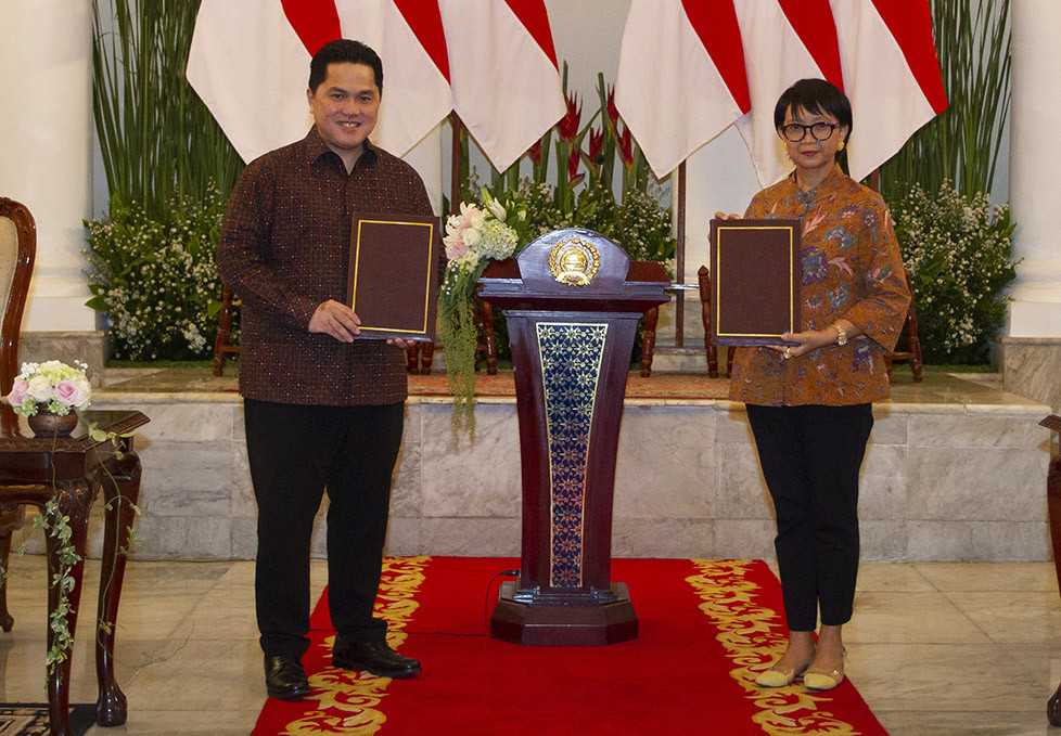 Erick Thohir dan Menlu Teken MoU Diplomasi Ekonomi BUMN Go Global