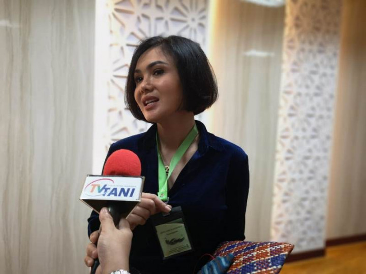 Yuni Shara Komentari Kalung Eukalyptus Inovasi Kementan