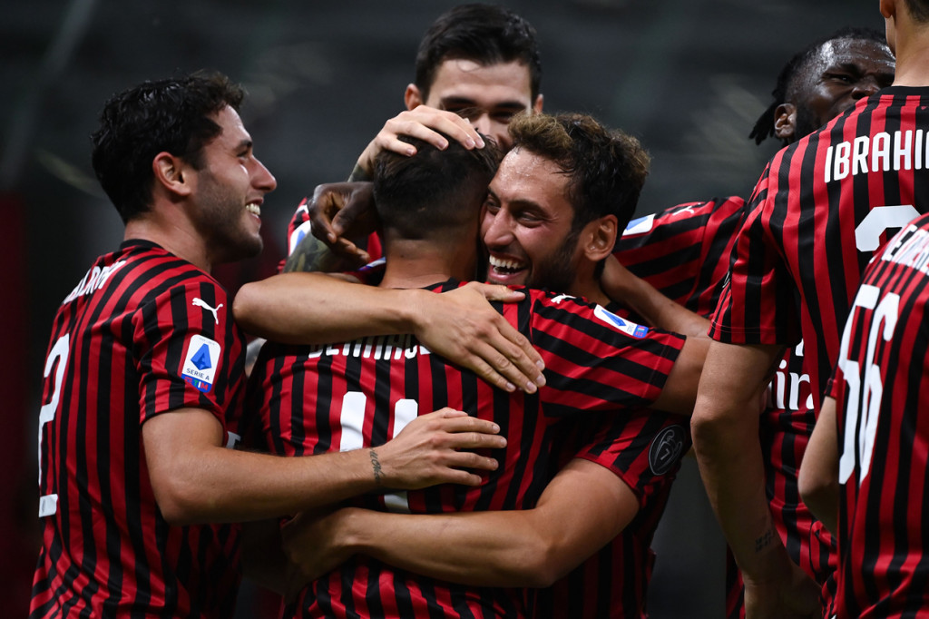 AC Milan Menang Telak 5-1 Atas Bologna