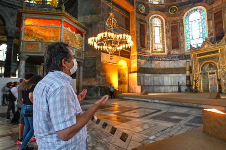Turki Tunjuk Tiga Imam Masjid Hagia Sophia