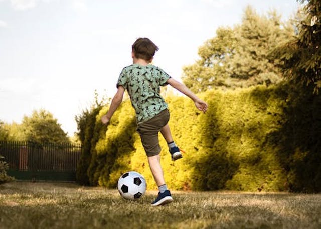 Apa yang Bisa Dilakukan Orang Tua Agar Anak Tetap Aktif?