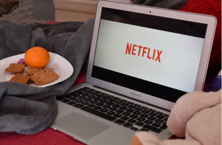 Kriteria Konsumen yang Terkena PPN Produk Netflix Cs
