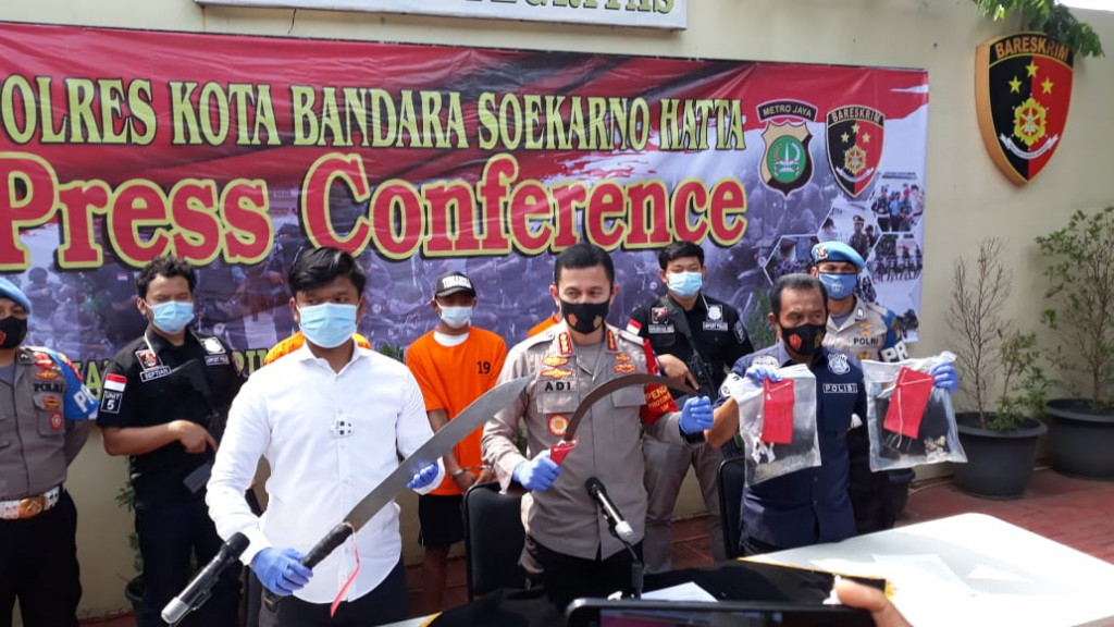  Polresta Bandara Soekarno-Hatta menggelar press conference pembegalan di Jalan Perimeter Utara, Senin, 27 Juli 2020. Medcom.id/ Hendrik Simorangkir