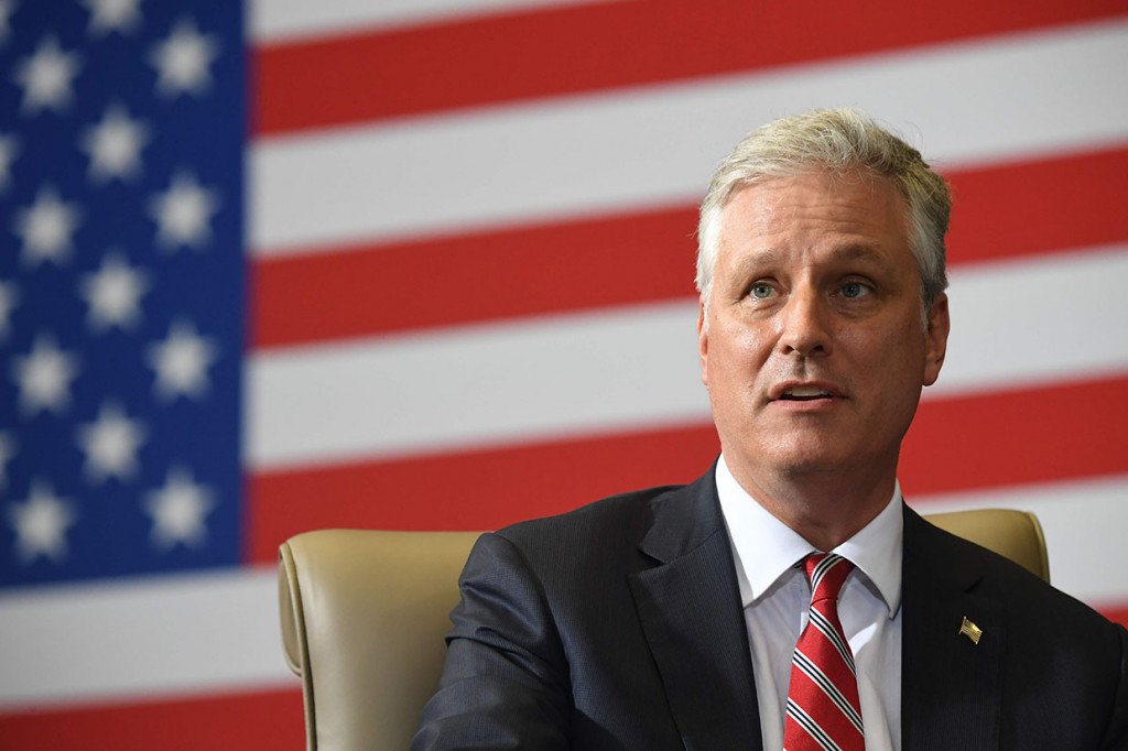 Penasihat Keamanan Trump Positif Covid-19