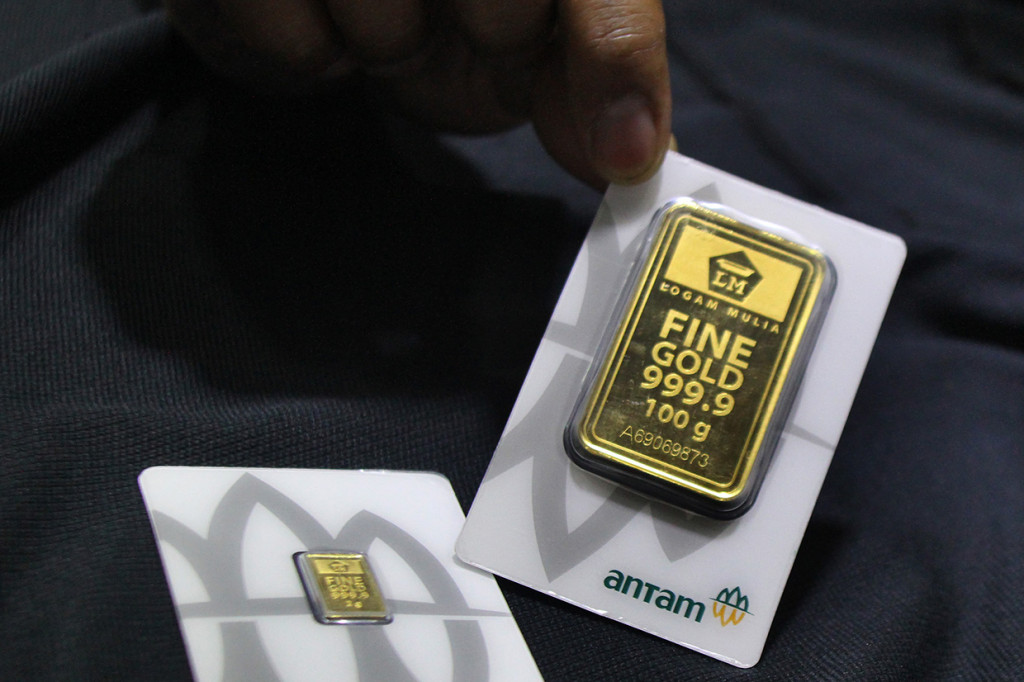 Harga Emas Antam Tembus Rp1.022.000 Per Gram