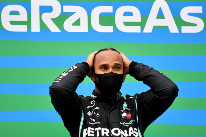 Hamilton Berencana Balapan di F1 hingga Tiga Tahun Lagi