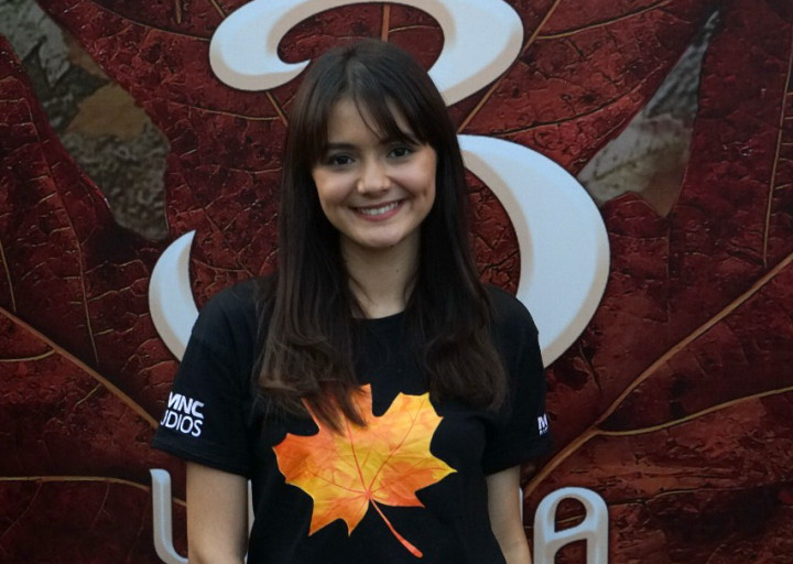 Amanda Rawles Bersanding dengan Arbani Yasiz di Film Ranah 3 Warna