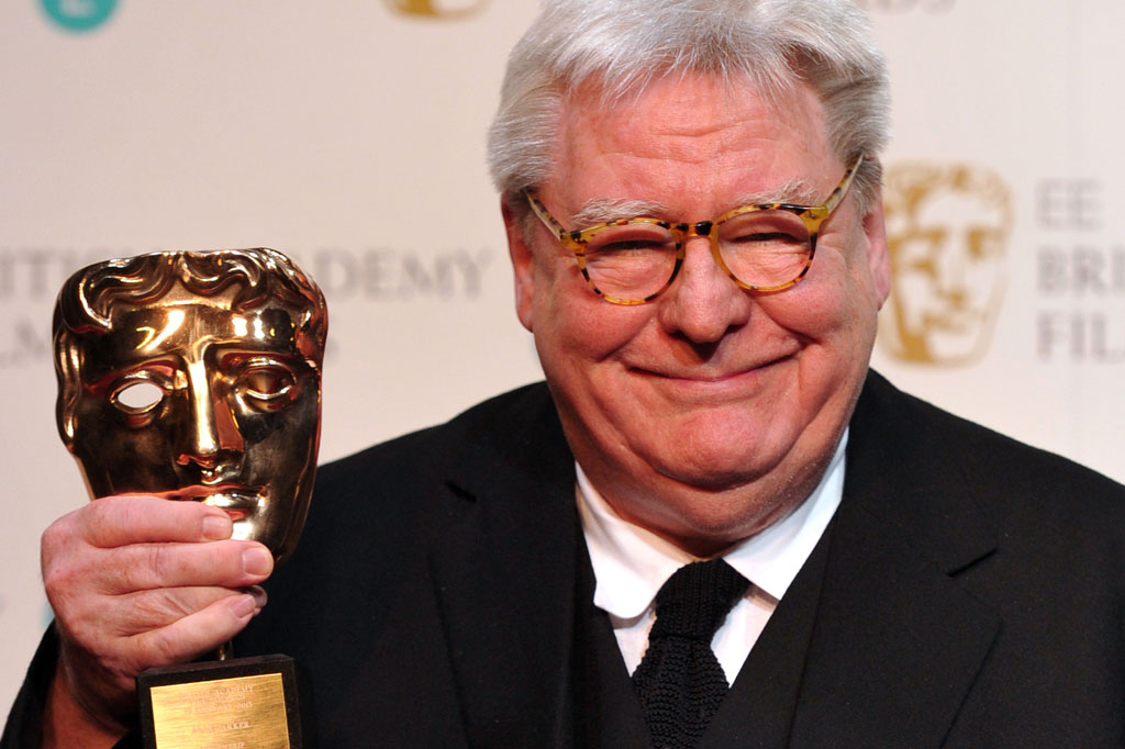 Sutradara Evita, Alan Parker Meninggal Dunia