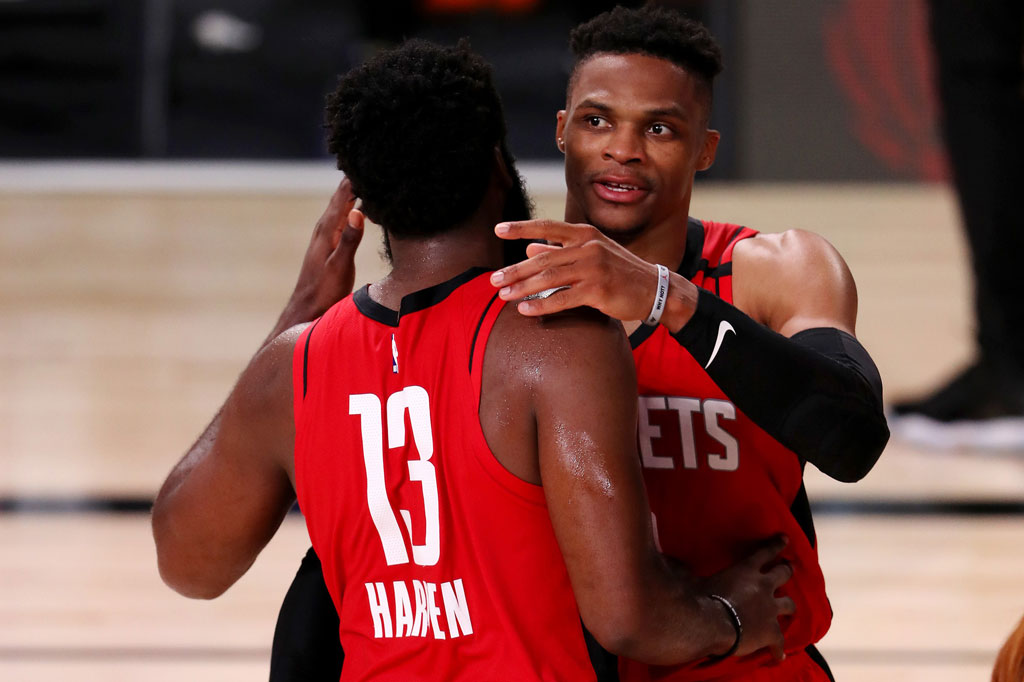 Rockets Tundukkan Mavericks 153-149