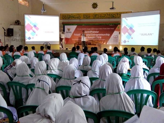Kemenperin Lanjutkan Program Santripreneur