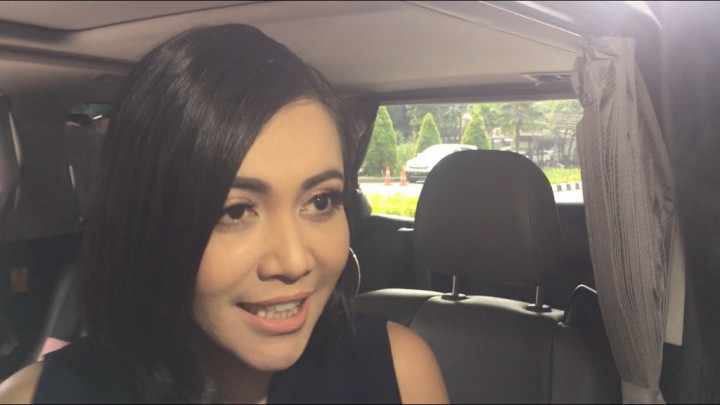 Denada Bersyukur Memiliki Manajer Ibu Kandung Sendiri