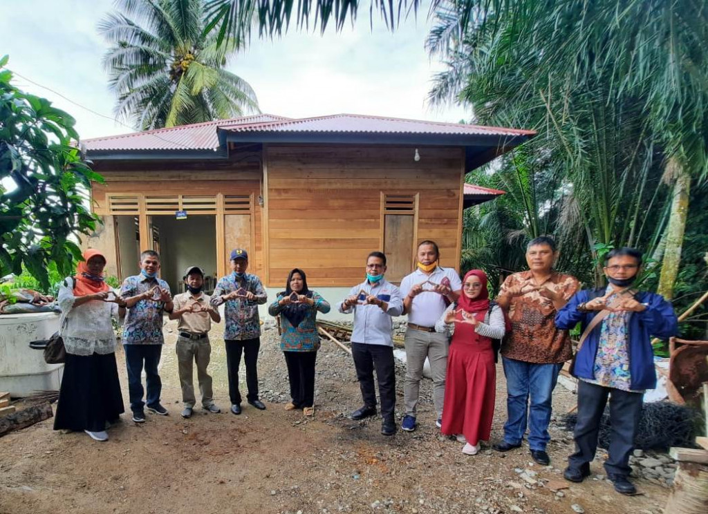 Bedah rumah di Kabupaten Padang Pariaman. Foto: Kementerian PUPR