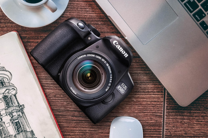 Canon Hadirkan EOS 850D