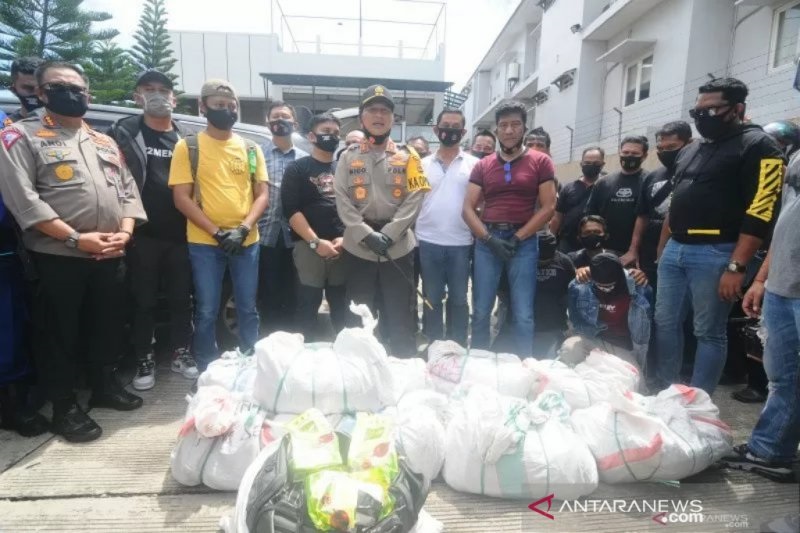 Barang bukti narkoba 200 kg di Banjarmasin, Kalimantan Selatan. (Foto: ANTARA/Firman)