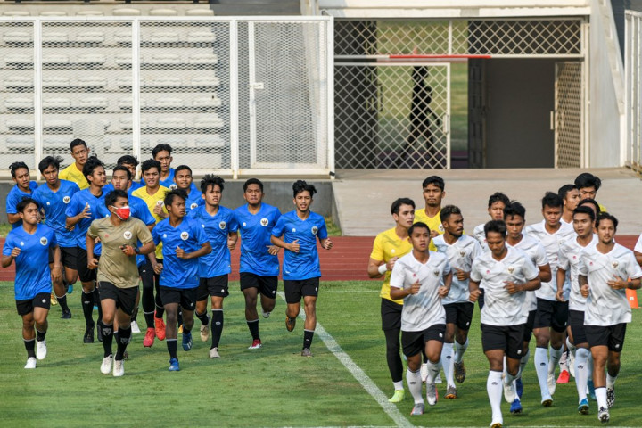 <i>Timnas Latihan Perdana.. Akhirnya...</i>